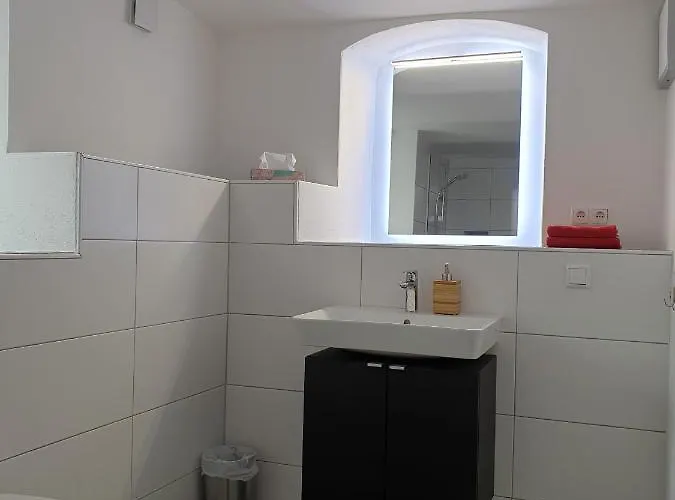 Wohnung-nummer-2 *